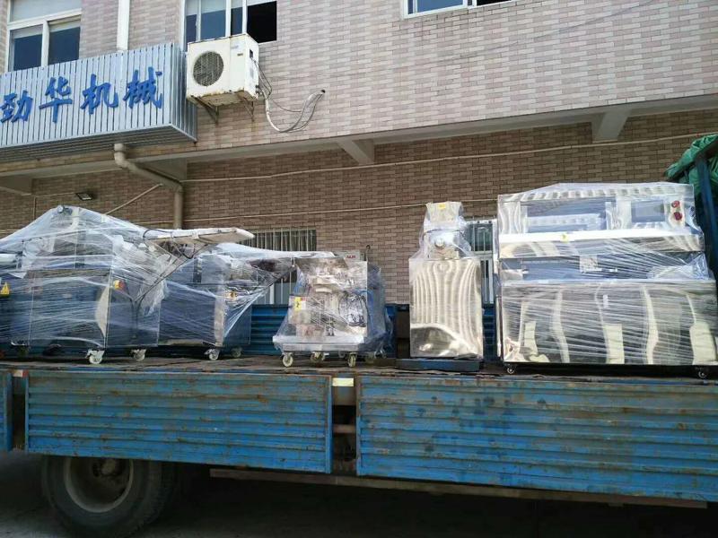 勁華月餅機發(fā)貨場景 勁華月餅機發(fā)貨場景